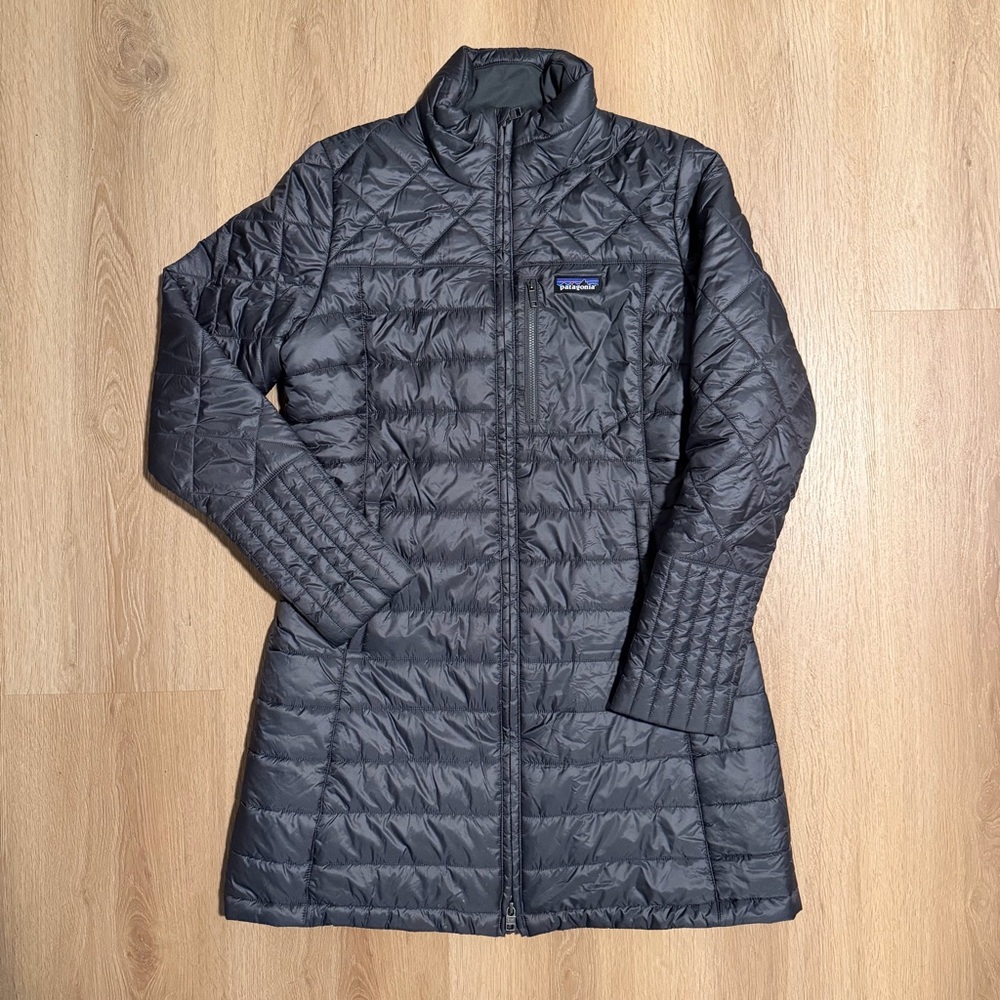 Patagonia Women's Dark Gray Puffer Coat